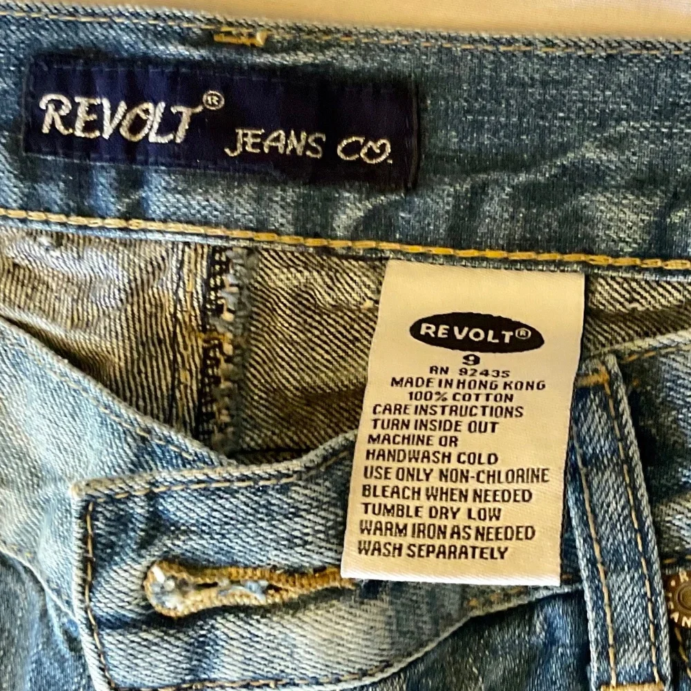 Revolt Jeans Co.Heavily Distressed Jeans sz 9 - Picture 2 of 8